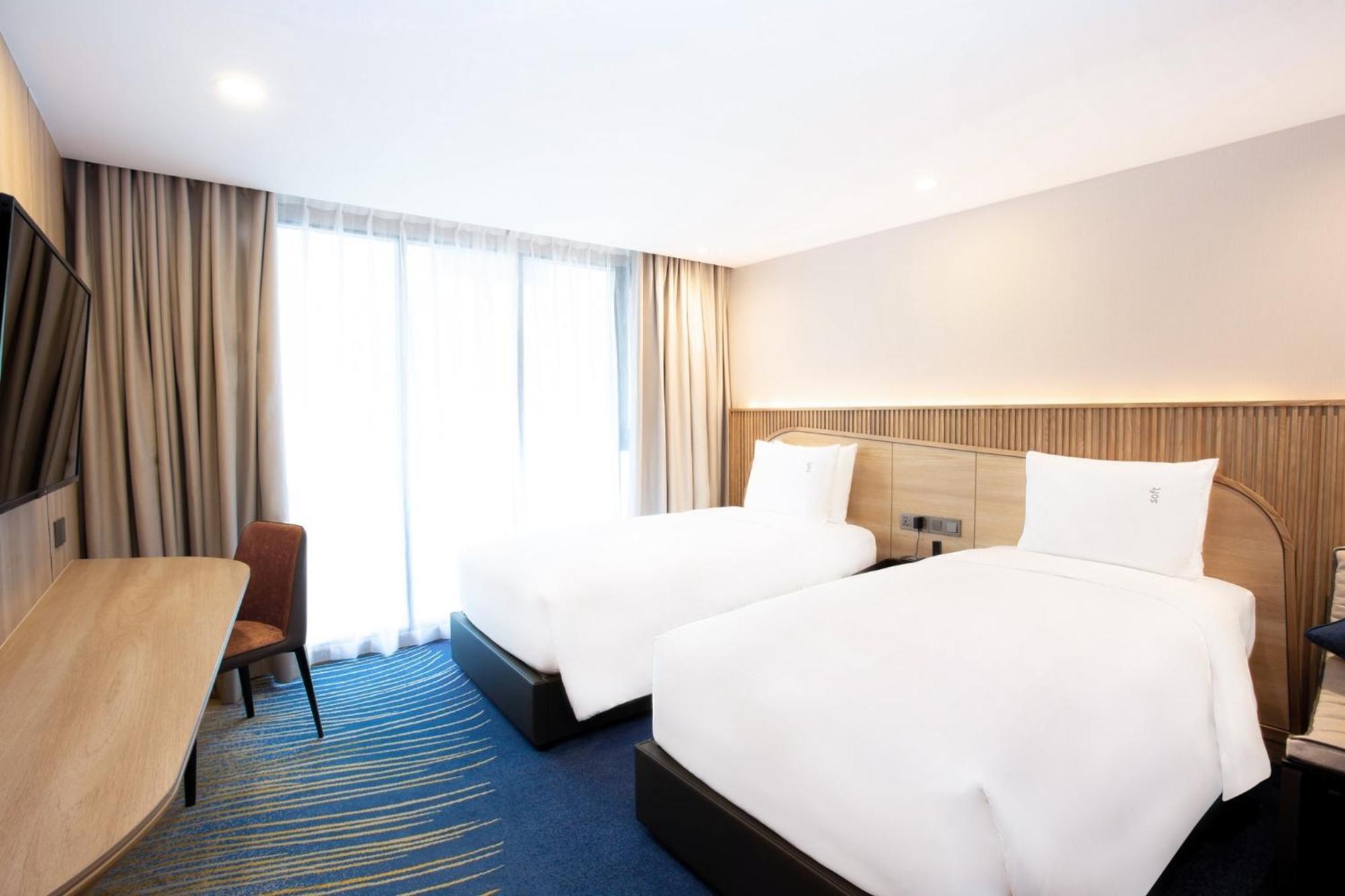 Holiday Inn Express & Suites Bangkok Central Pier By Ihg Экстерьер фото