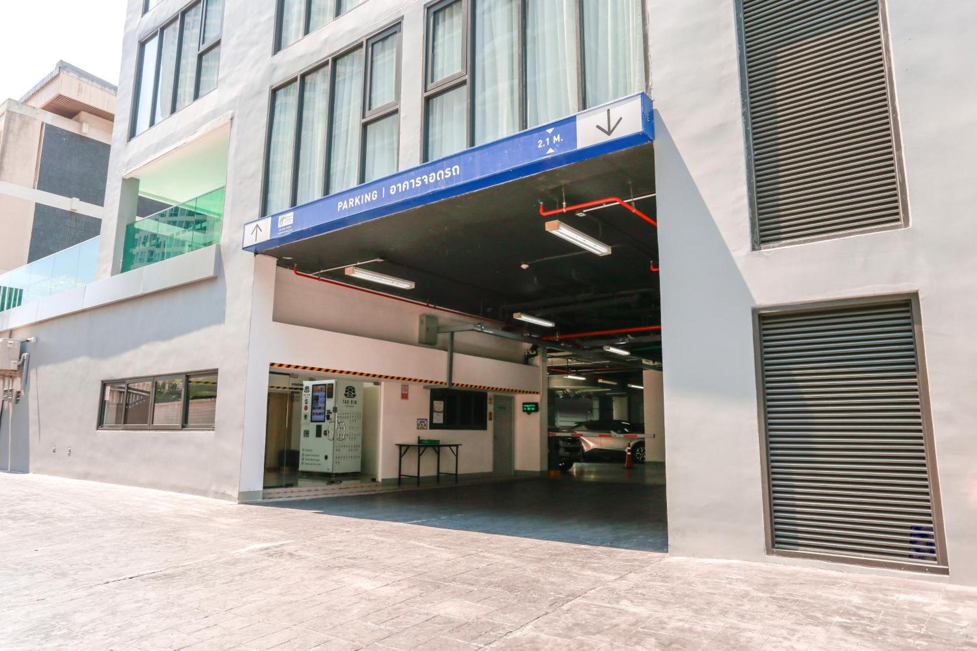 Holiday Inn Express & Suites Bangkok Central Pier By Ihg Экстерьер фото
